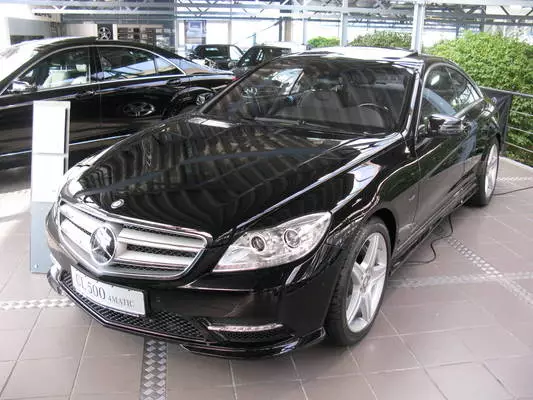 Mercedes-Benz CL 500 4.7dm3 benzyna 216 Q37VM0 NZAAA401